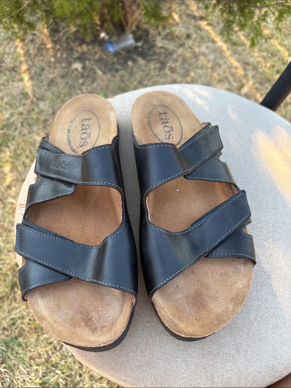 Taos Footwear Men’s Black Leather Slide Sandals